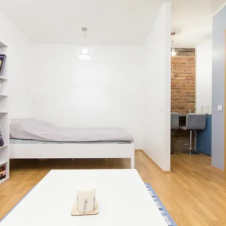 Stuudio On The Border Of Old Town With Free Parking Daire Tallinn